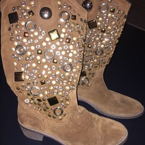 Cowboy boots. Brown suede studded European boots