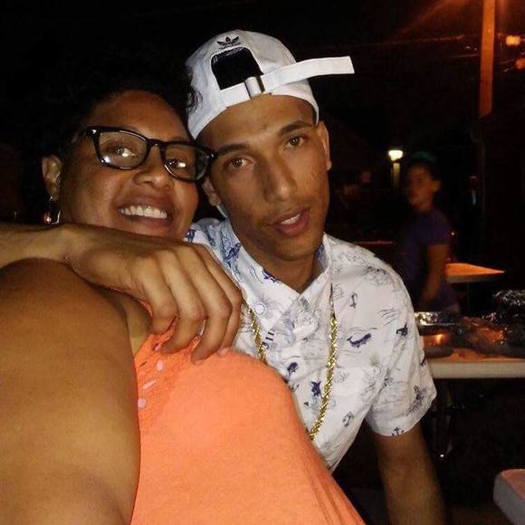 Meet your Posher, Cesar augusto - Picture 1 of 1