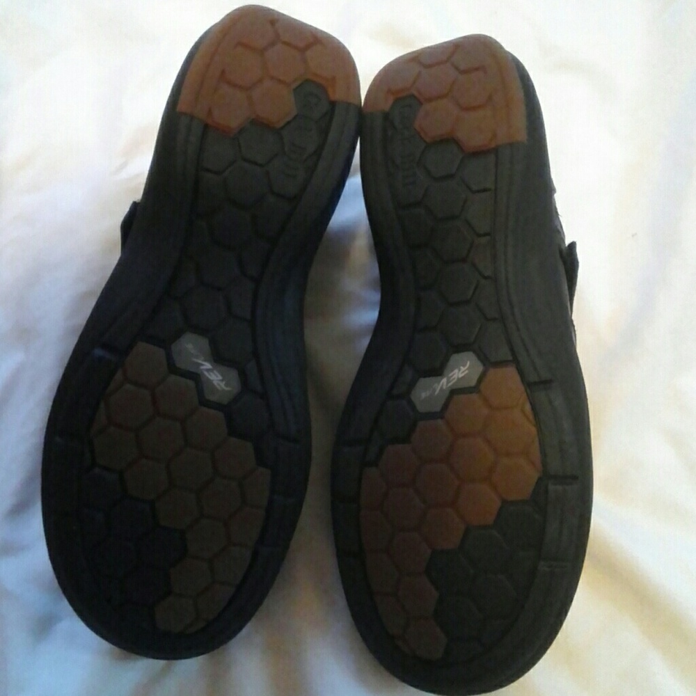 Cobb Hill black leather shoes size 8