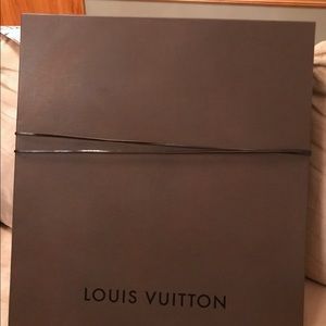 LV box that fits the fold over LV bag