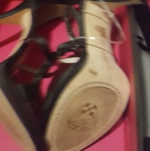 Black beaded satin dress shoe