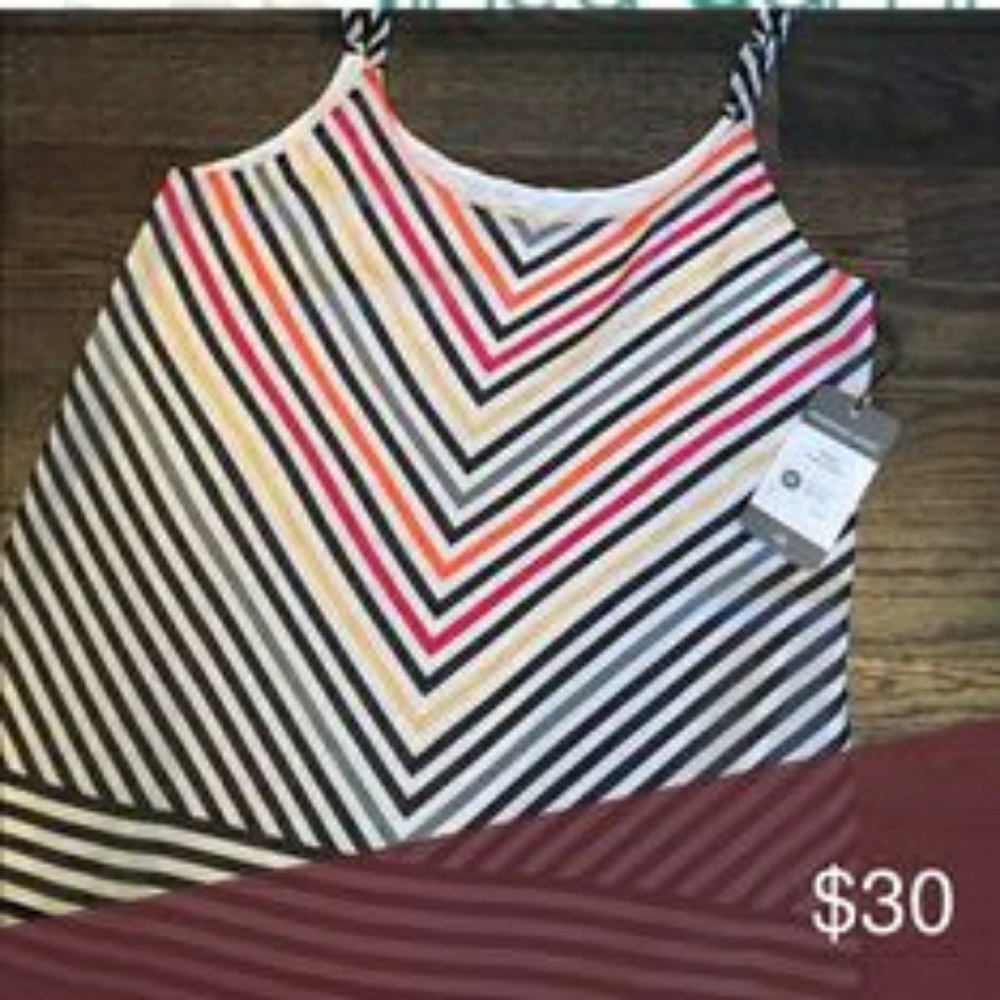 Cabi Lines top