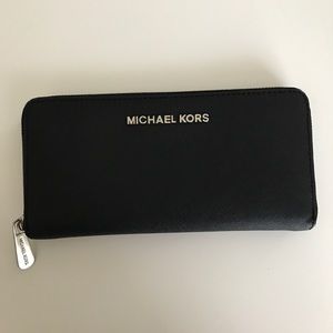 Micheal Kors Wallet