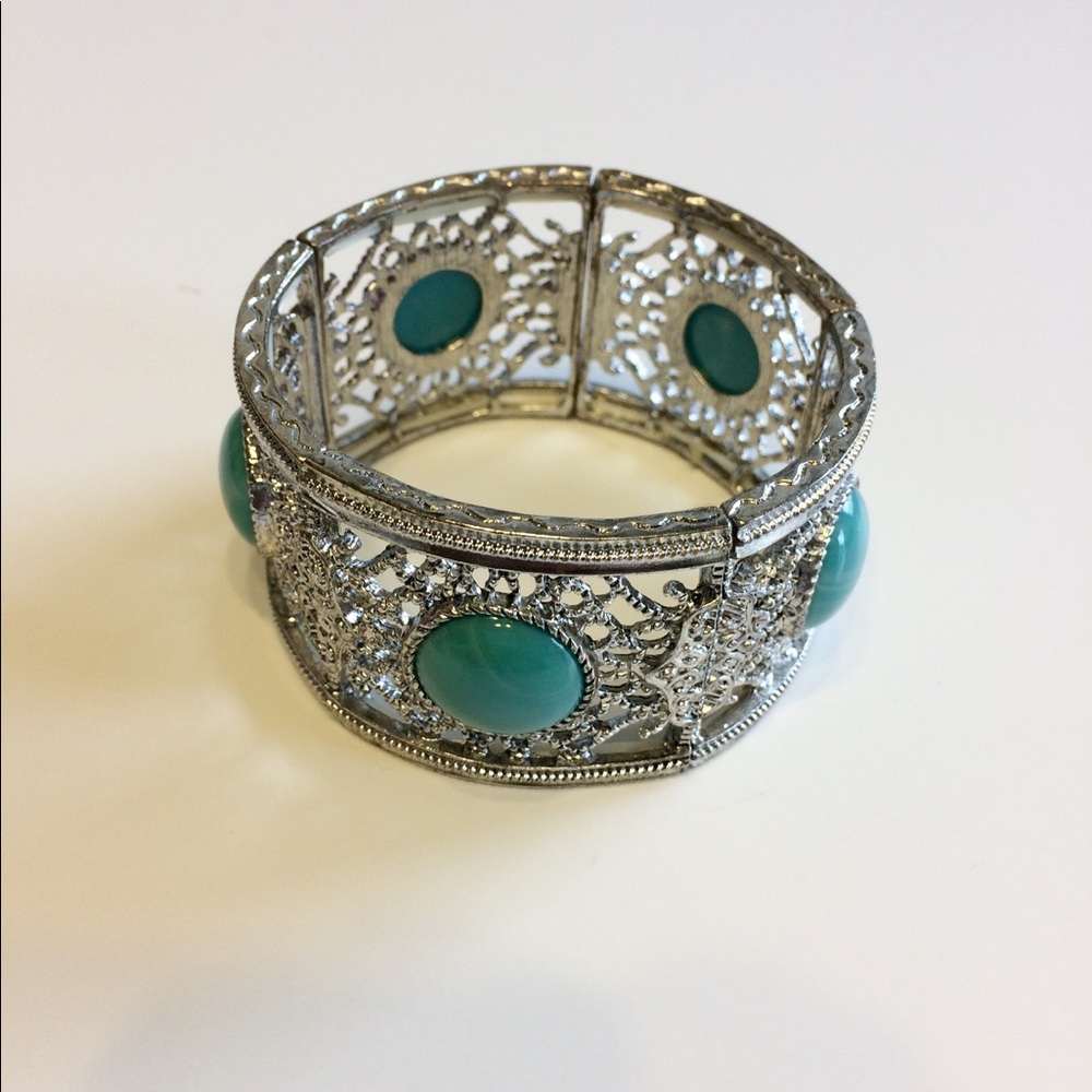 💝💝💝Gorgeous stretch bracelet