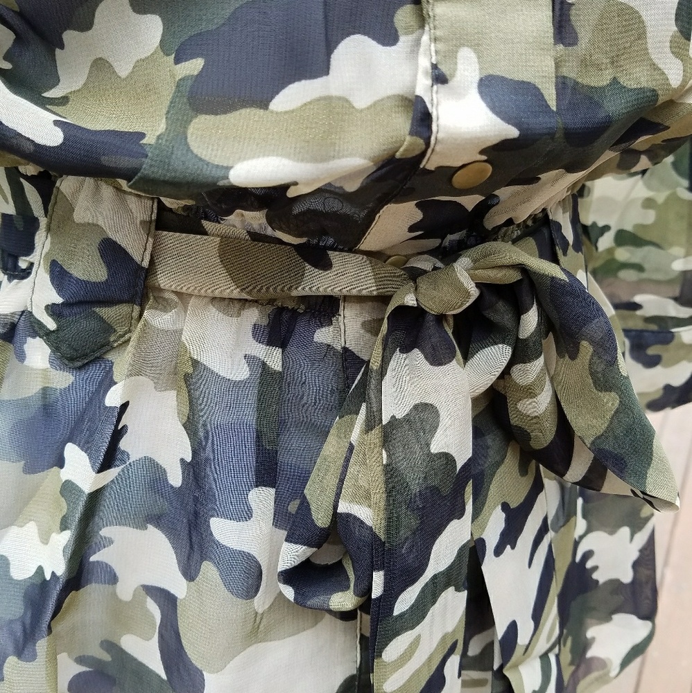 Buy2 Get 1 FREE!!⭐️ Trendy Sheer Camouflage Blouse - Picture 5 of 7