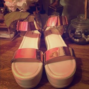 Metallic Gold high flats