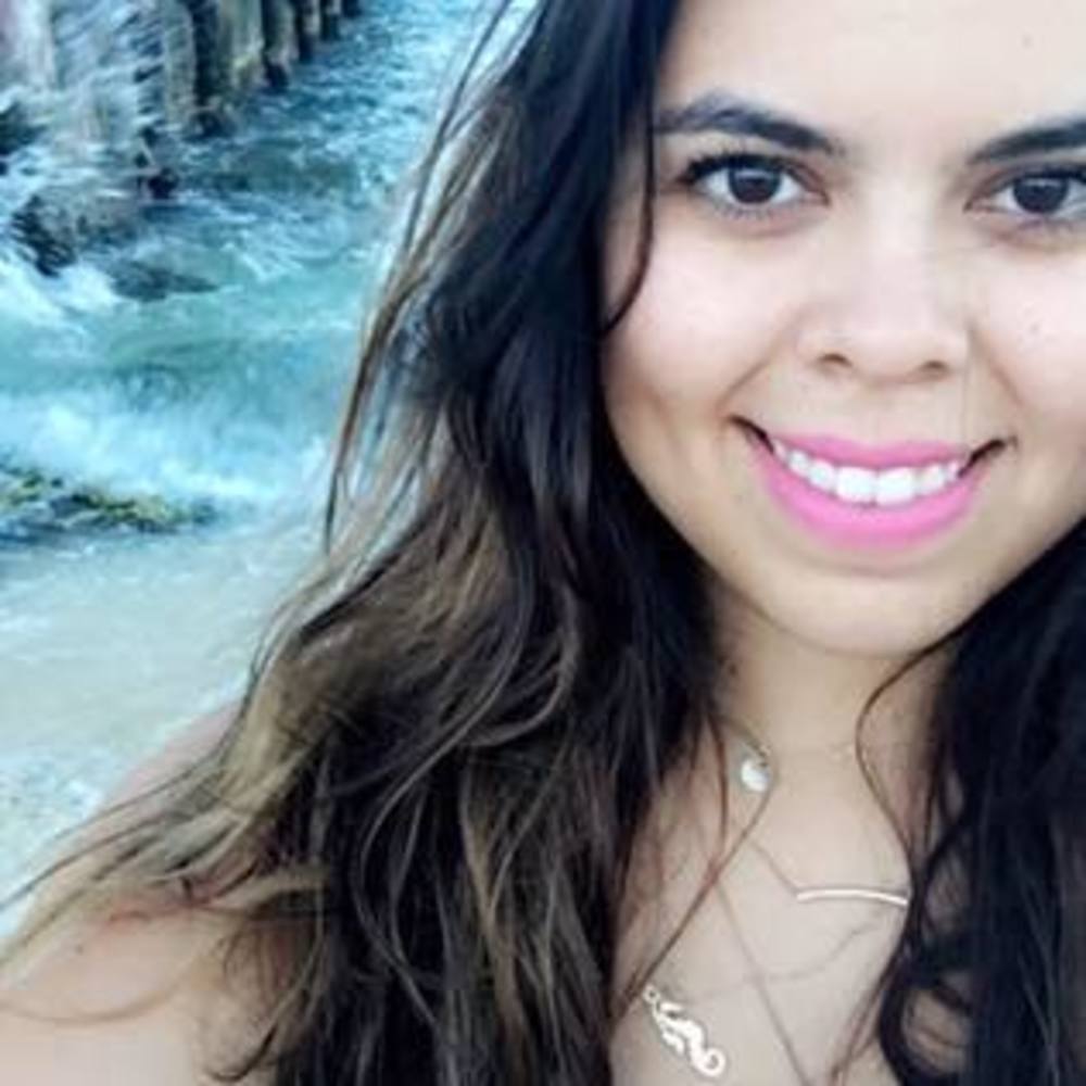 Meet your Posher, Genelle
