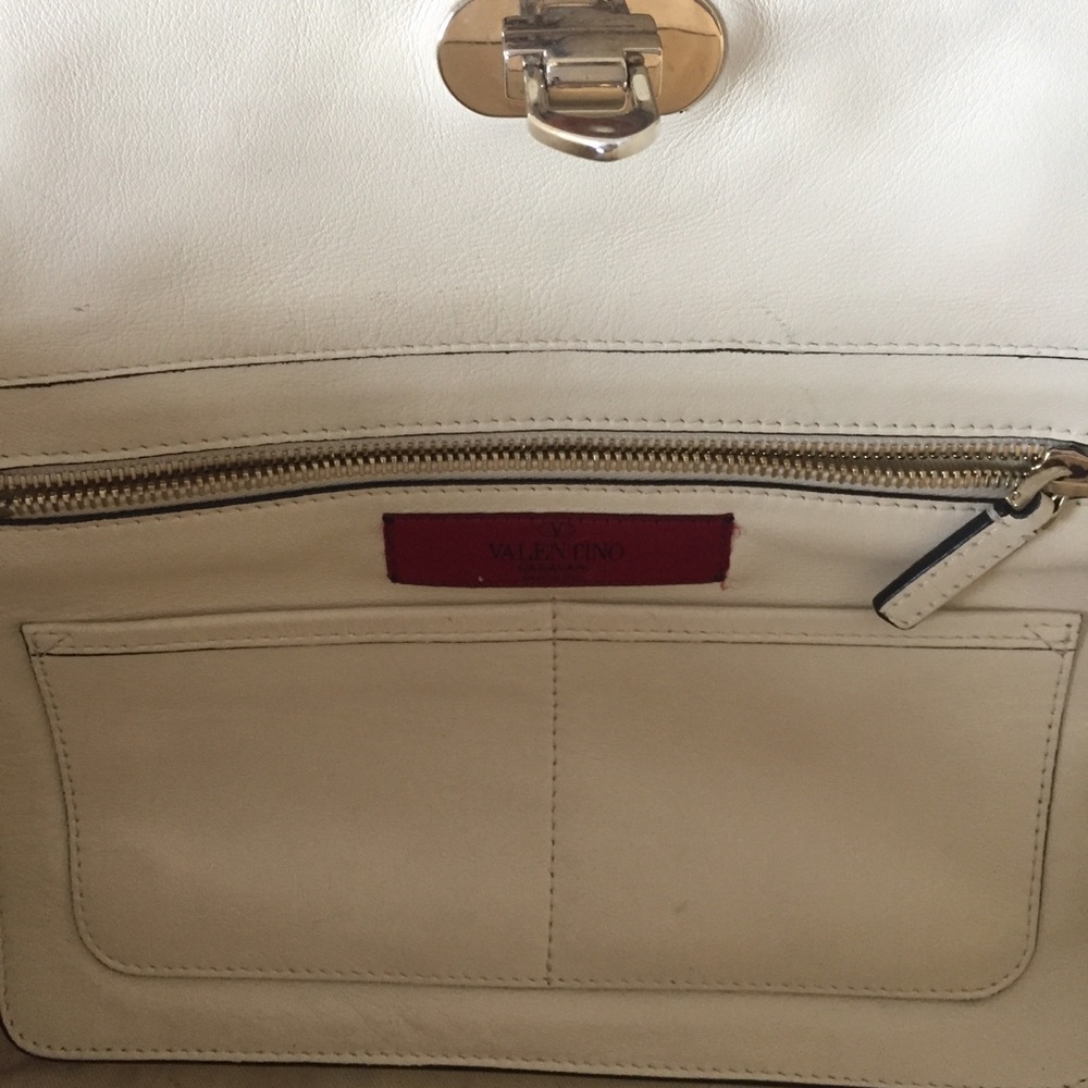 ✨Authentic Valentino Rockstud Medium Tote Handbag - Picture 5 of 7