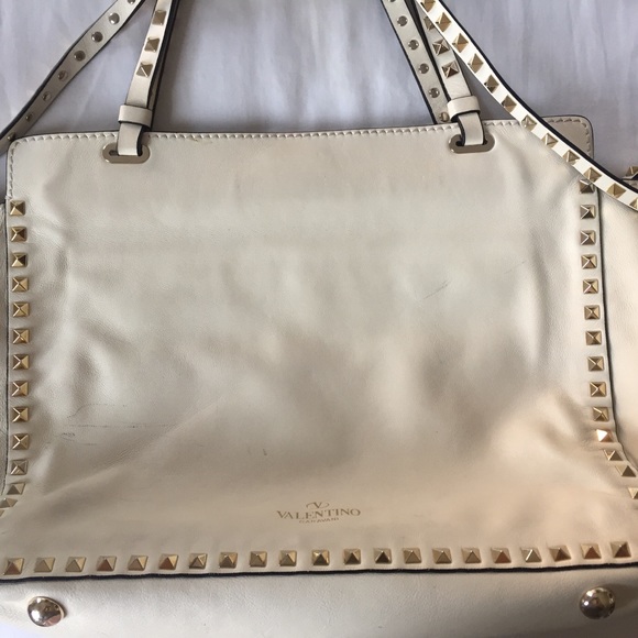 ✨Authentic Valentino Rockstud Medium Tote Handbag - Picture 6 of 7