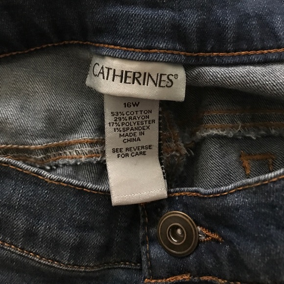 Blue jeans with patches - Picture 3 of 4