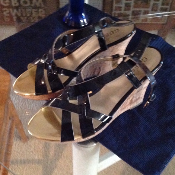 Guess wedge sandals - Picture 1 of 2
