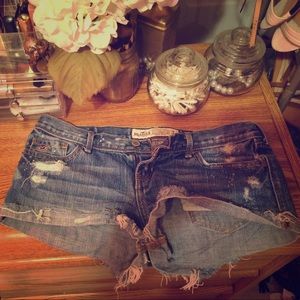 Hollister shorts distressed