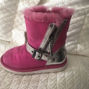 Girls pink/metallic UGG