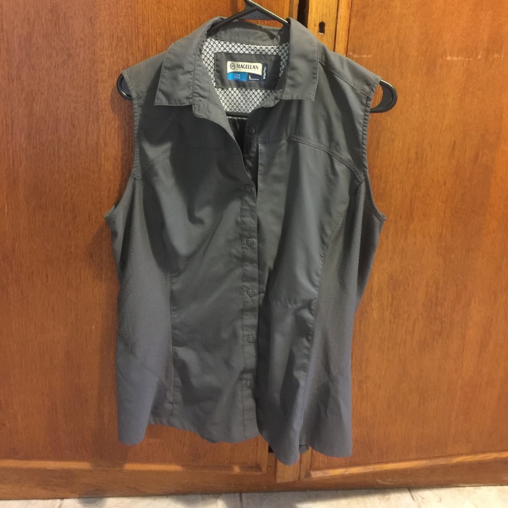 No sleeve Magellan Fishing shirt