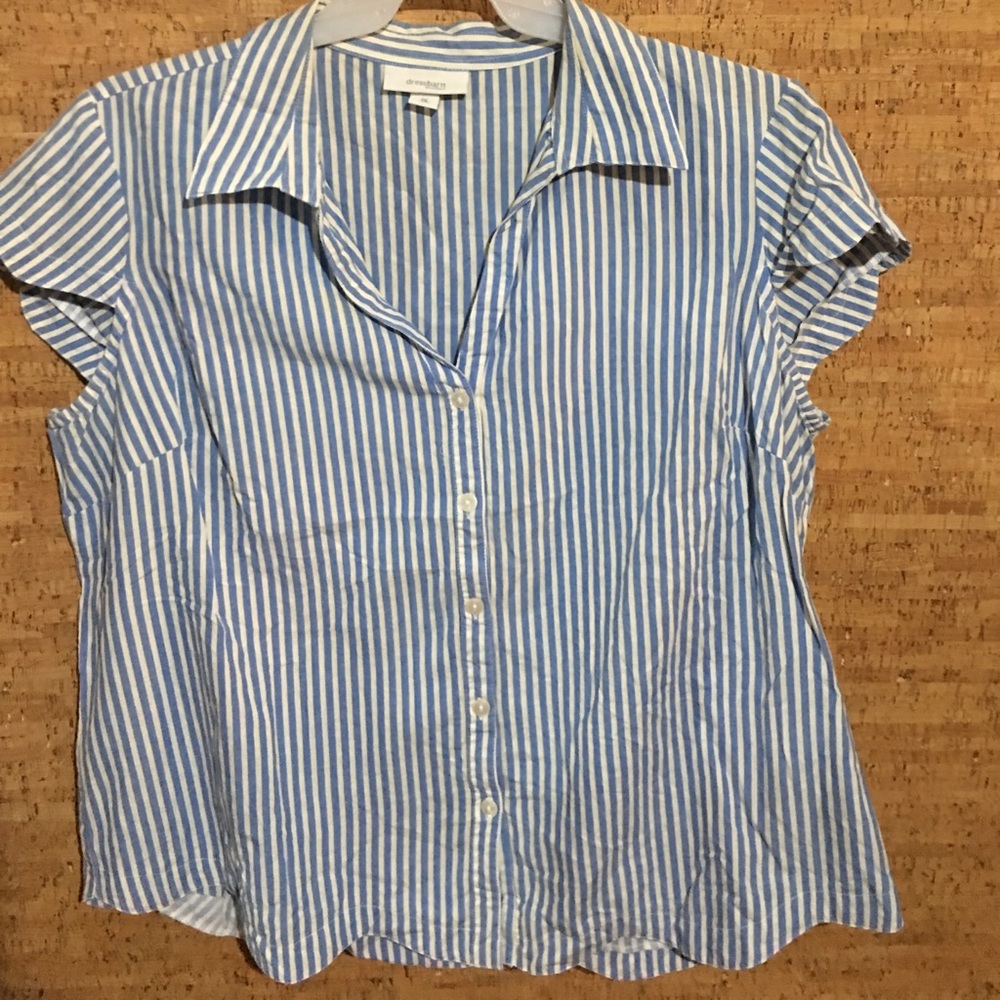 Blue/white button down blouse 100% cotton!