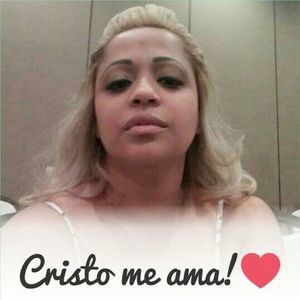 Meet your Posher, Yolia