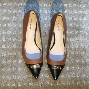 Brand New Coach heels- saddle/black (never worn!)