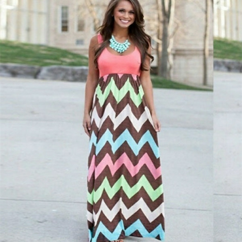 SOLD Multicolored zig zag print chevron maxi dress