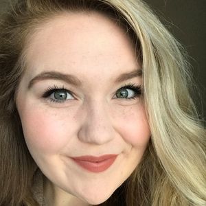 Meet your Posher, Alison