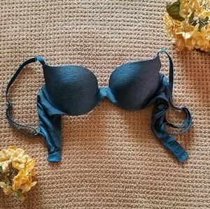 pink vs light lift bra