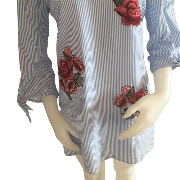 NWT Romeo & Juliet Couture Floral Women Blue Dress - Picture 2 of 4