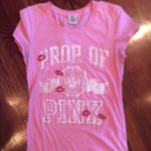 VICTORIA'S SECRET PINK T SHIRT