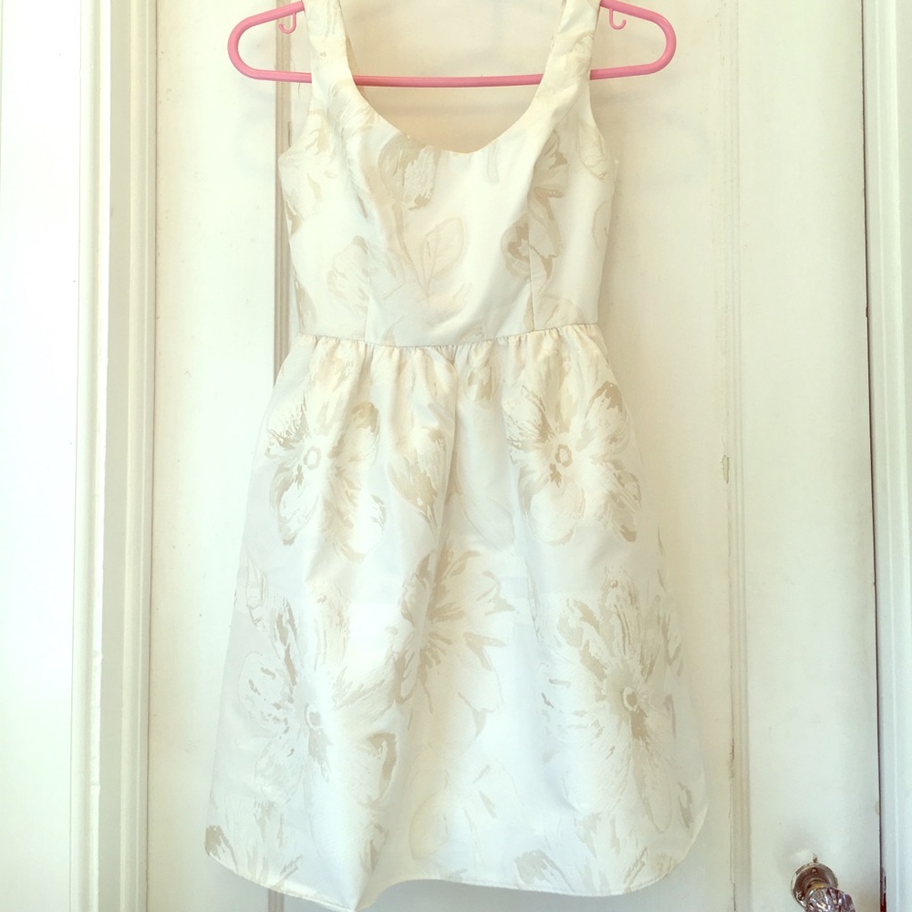 GORGEOUS dress!!!