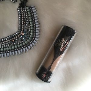 Kat Von D Lock It Foundation- light 45 neutral
