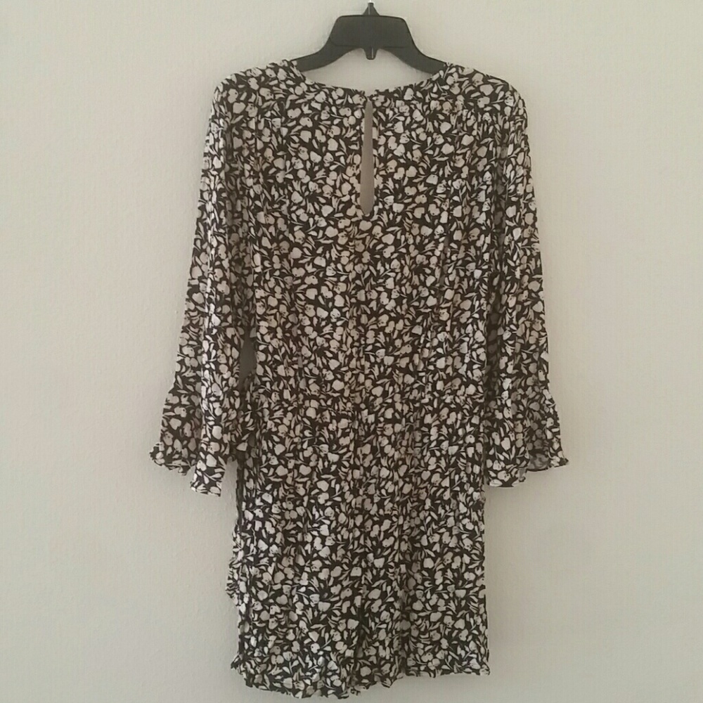 WWW Gorgeous Floral Print Romper - Picture 6 of 7