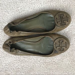 Tory Burch Forest Green Flats 8.5