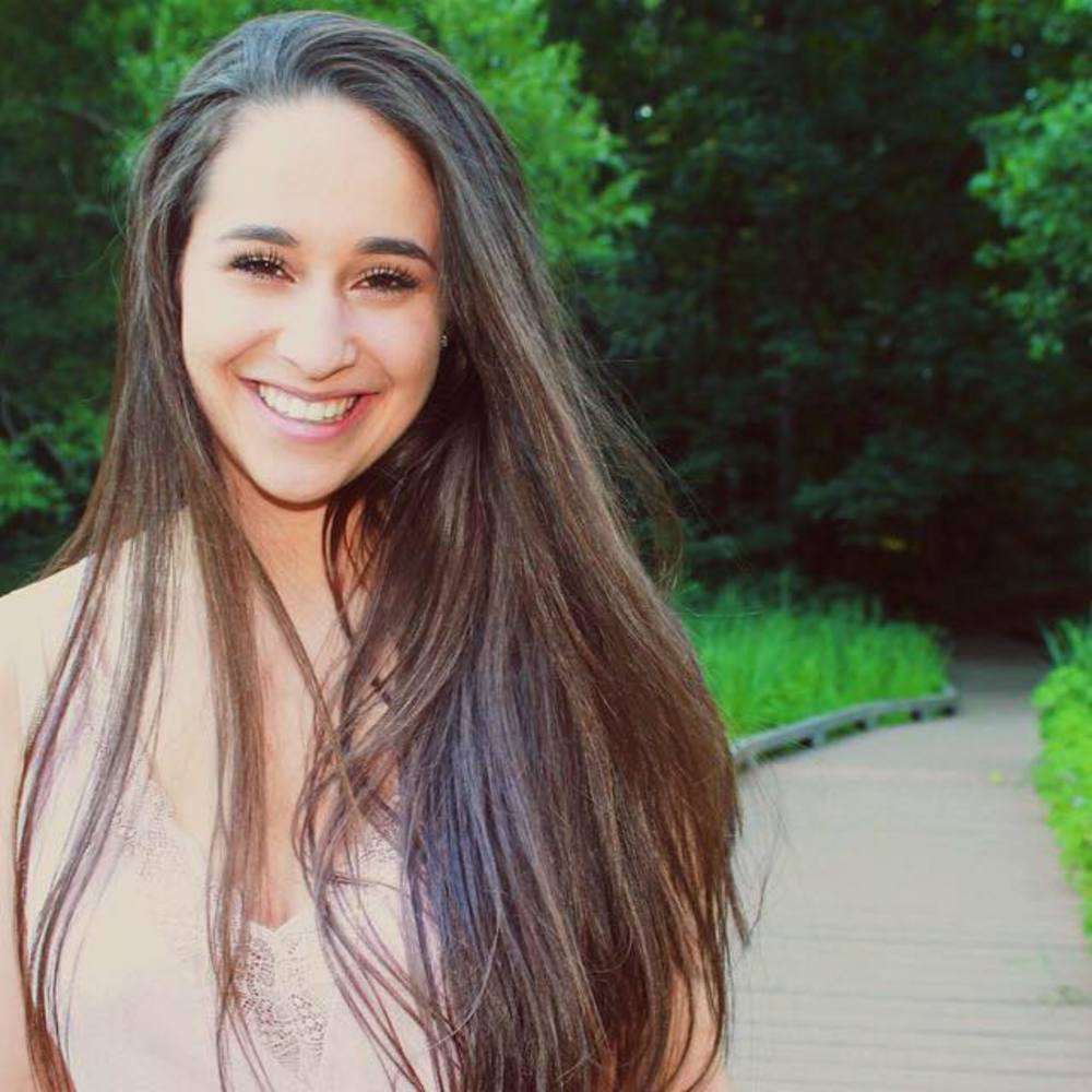 Meet your Posher, Emily