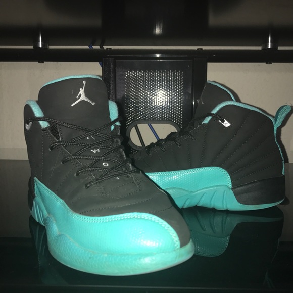 Jordan Hyper Jade 12s - Picture 1 of 4
