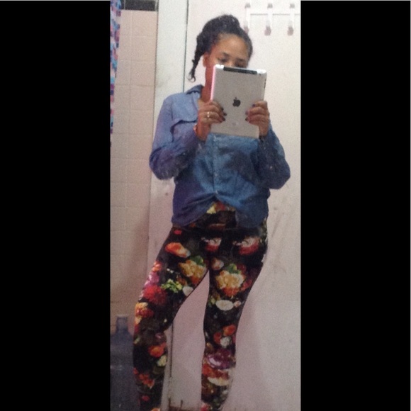 ๐บ Gorgeous floral leggings - Picture 4 of 7