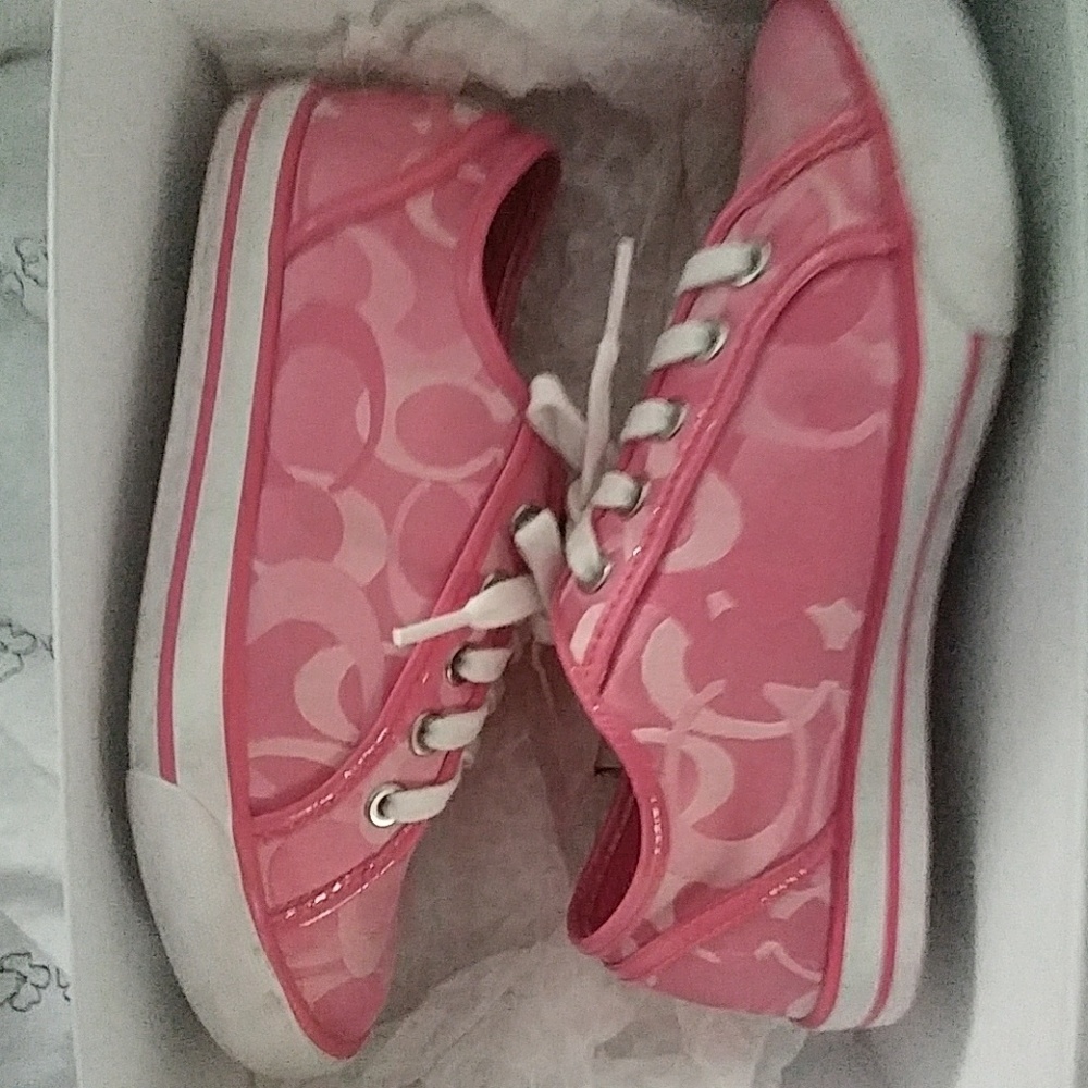 Coach Signature Sneakers