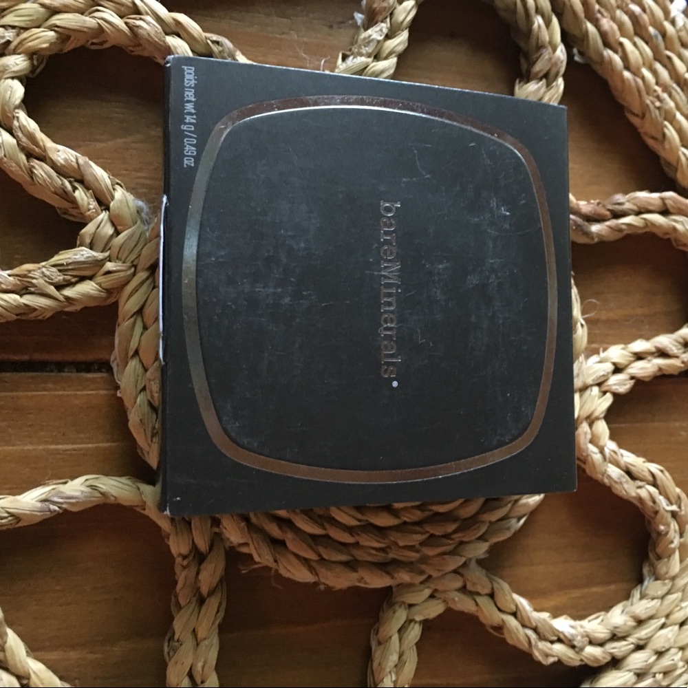 bareMinerals READY Foundation