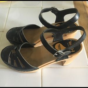 Swedish Hasbeen black sandal. Size 37