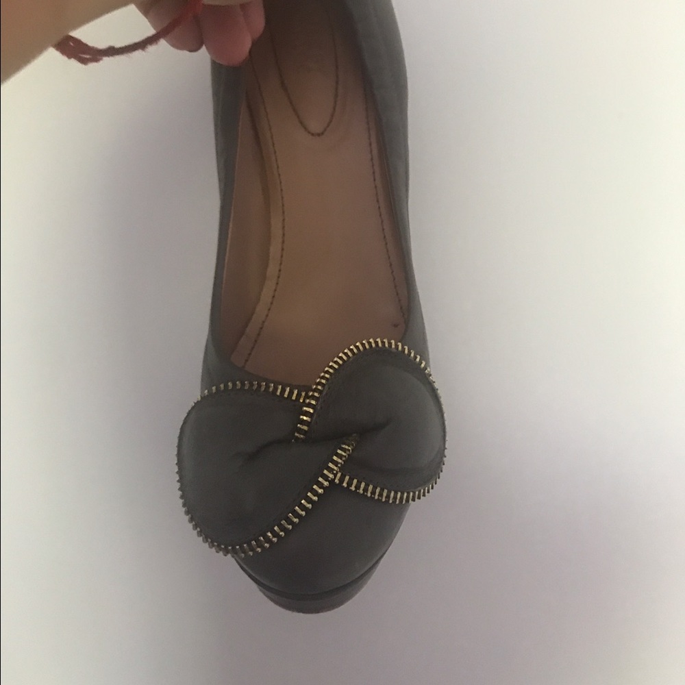 See by Chloe Gray Block Heel Pump