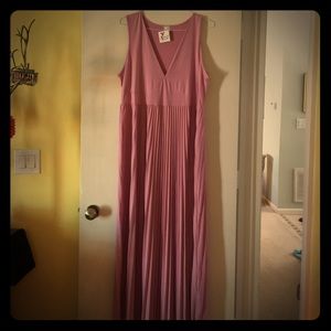 Mauve Maxi dress with pleats.