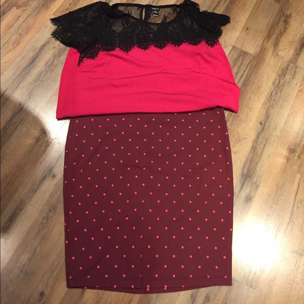 Stretchy cotton polka dot pencil skirt
