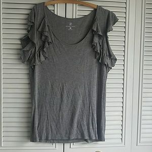 Grey ruffled top. XL. NYC&Co.