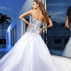 Tony bowls dress