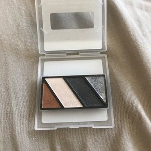 Mary Kay eye quad color