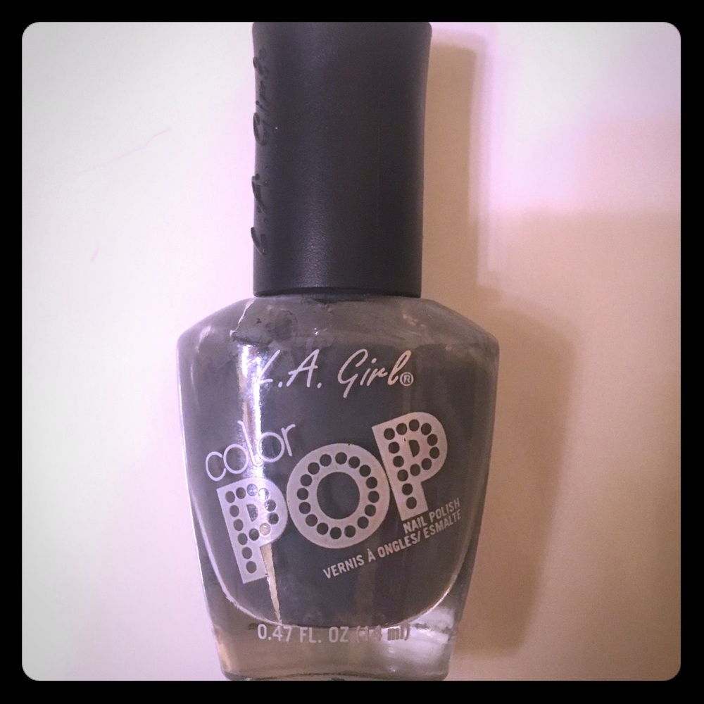 Pop nail polish in "Storm"