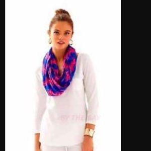 Lilly Pulitzer Iris Blue Neck in Neck scarf