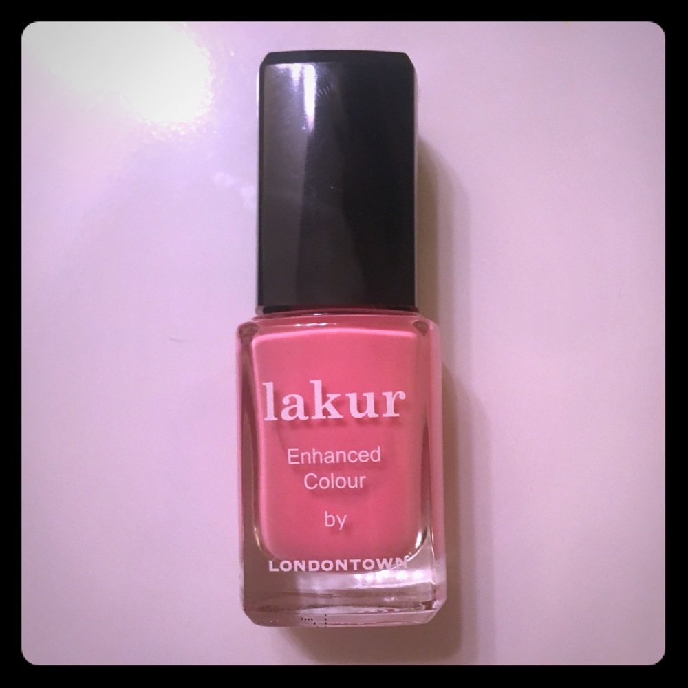 Lakur nail polish in "Brit of Love" pink!