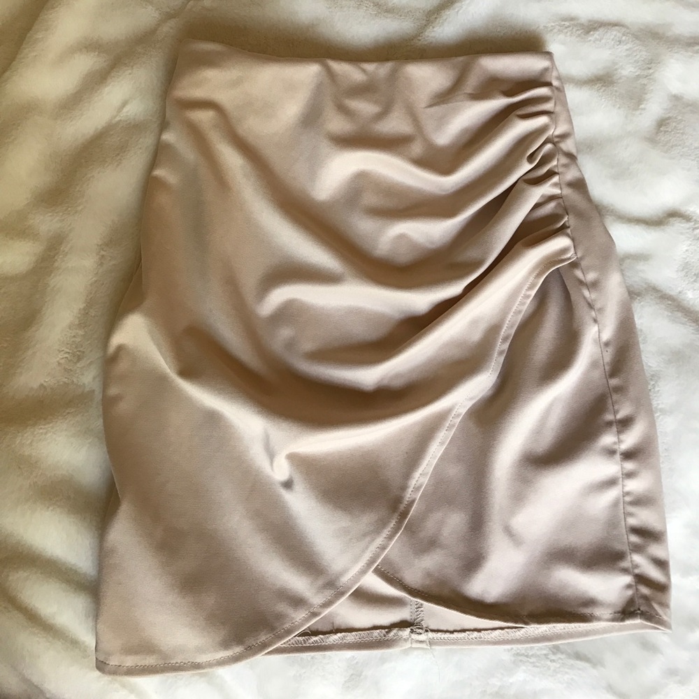 Stretchy beige Pencil Skirt
