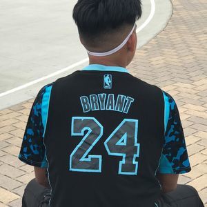 Meet your Posher, Adan