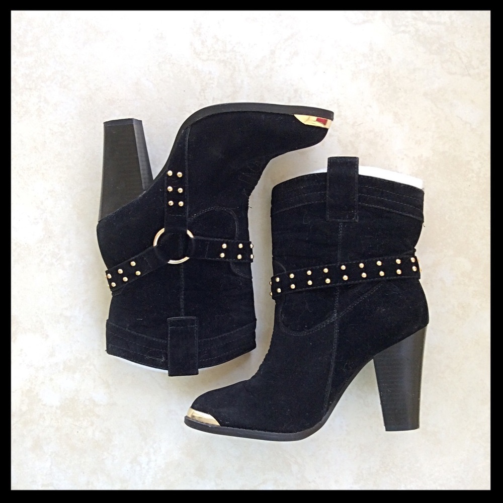 ShoeDazzle Anca Black Boot | 7.5