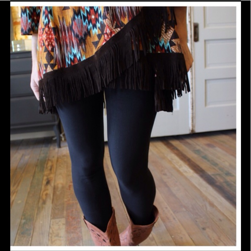 Super soft black leggings