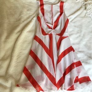 Orange and white dress!